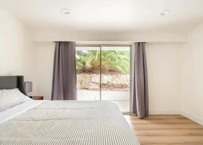 30 Pct Off! Malibu Villa, Ocean View, Beach, Hiking